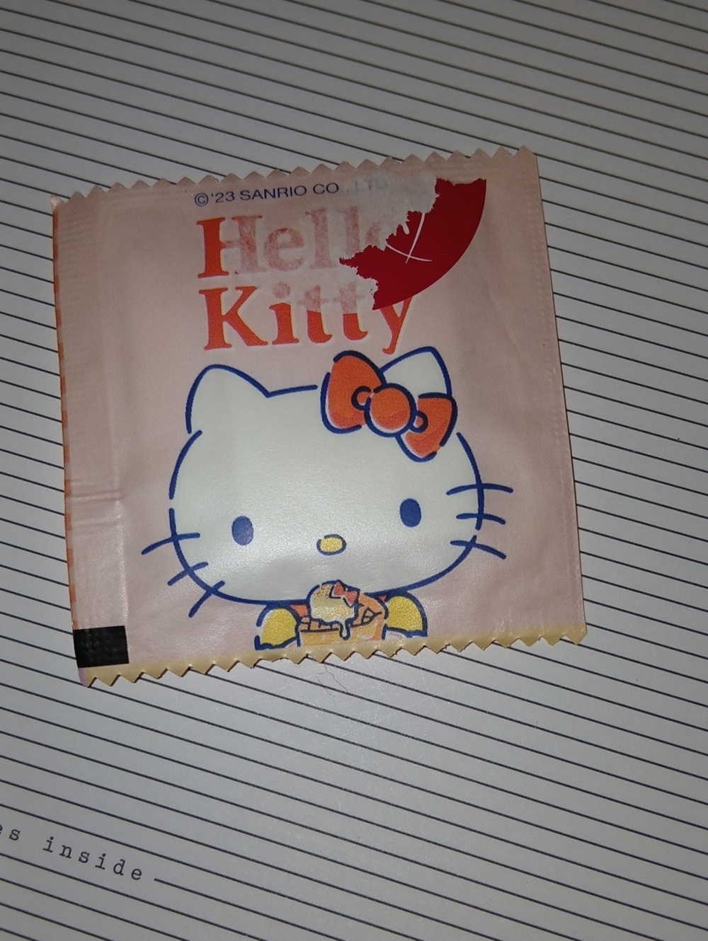 #Sanrio #HelloKitty #disposablegloves